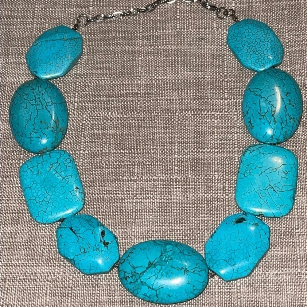 Turquoise Necklace - Picture 2 of 9